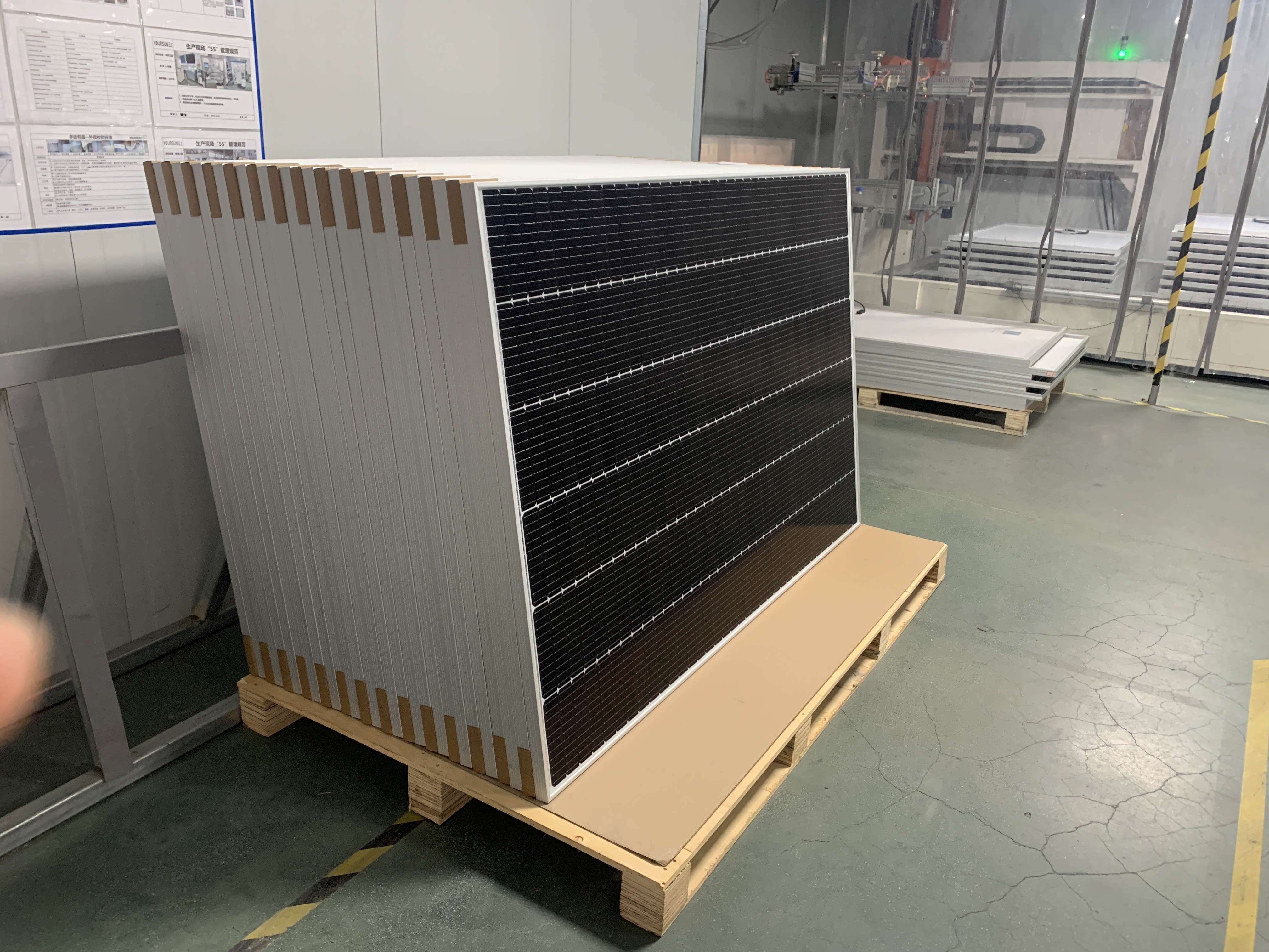 Trisection Cut Bifacial Solar Panels 600W N Type Solar Panel High Module Efficiency