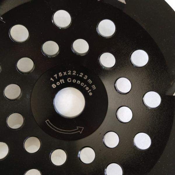 180mm 7 polegadas Diamond Cup Concrete Grinding Wheel V dão forma aos dentes