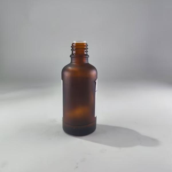 Rosmarinus Officinalis Óleo de folhas de alecrim CAS 8000-25-7 Líquido oleoso amarelo