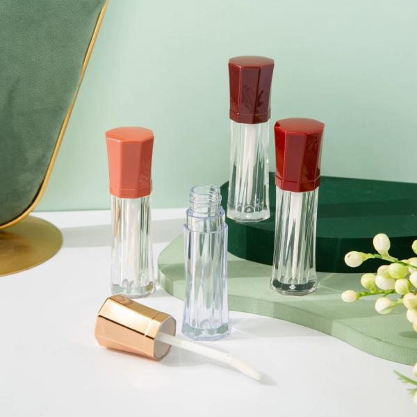 Varios colores octagonal portátil plástico tubo de esmalte labial de forma redonda en aluminio / material plástico