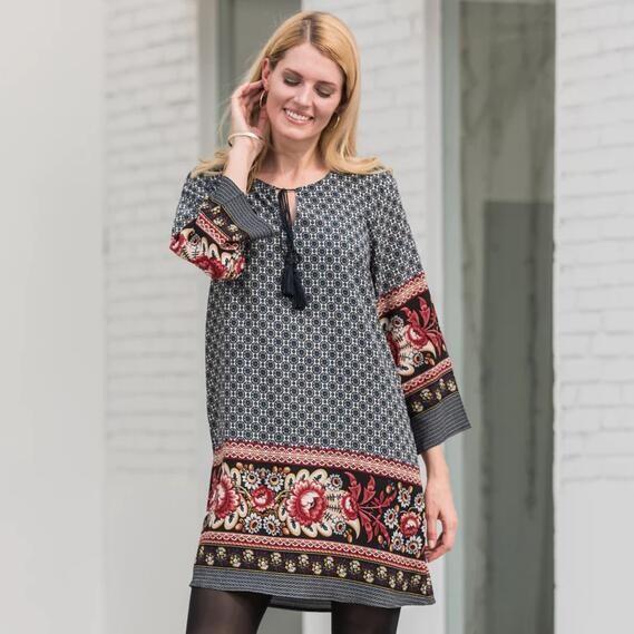Factory price Patterned Border Dress Spring Dress for women