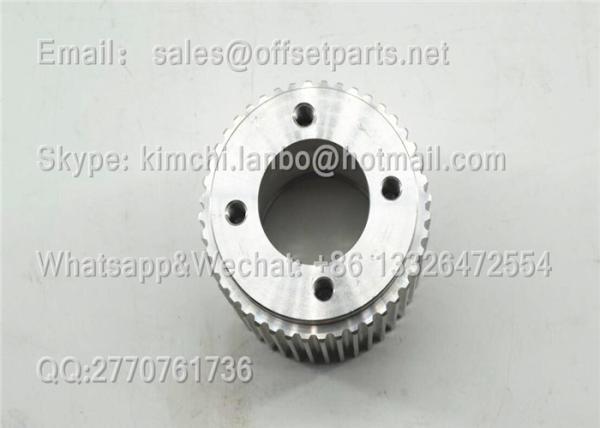 F2.028.023 Pulley Feeder Belt Roller for XL105/CX102/SM102/SM102/CD102  Offset Printing Machine Spare Parts