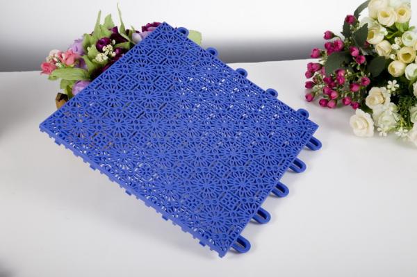 EN14877 standard Interlocking Playground Mats , Excellent Grip Modular Sports Flooring