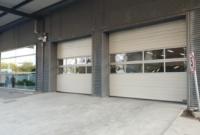 Porta de garagem seccional moderna e resistente