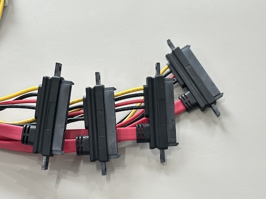 Multi-Drop SATA Power Data Connector Cable Harness – 24Pin PCB Connector to 5×22Pin Serial ATA