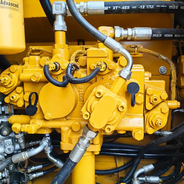 CAT 313D2GC Used Crawler Excavator  250L Large Fuel Tank Second hand Mini Excavator