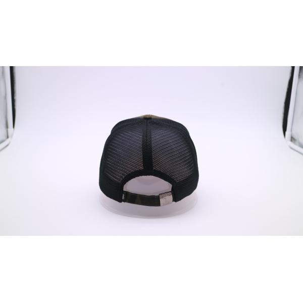 La casquette de baseball de 6 panneaux fournit des oeillets le match 6 piquant que la couleur de tissu coud renforcé