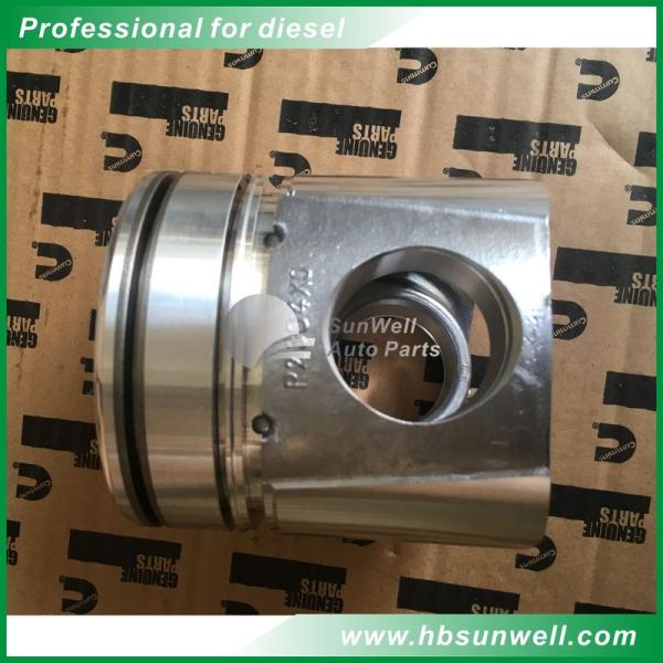 Komatsu S6D102 Piston kit 6735-31-2140 Cummins 6BT diesel engine Piston 3928673