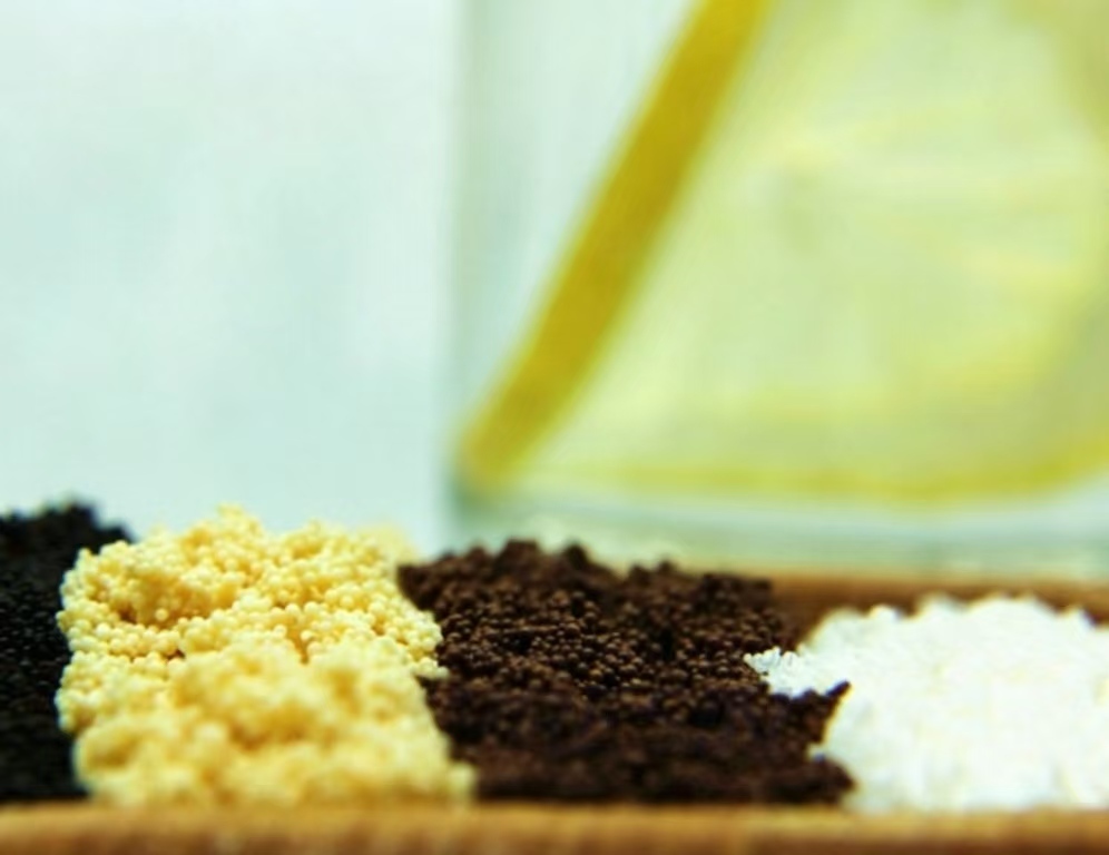 YZX-3 Food Grade Adsorbent Resins Color Removal for High Acid Lemon Juice Lime Juice