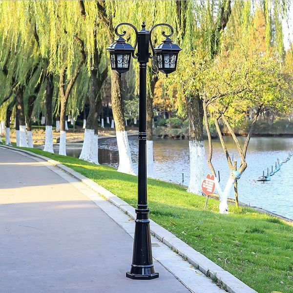 European-Style High-Pole Solar LED Street Light IP65 Waterproof with 3m Pole for Outdoor Household Yard Villa Courtyard