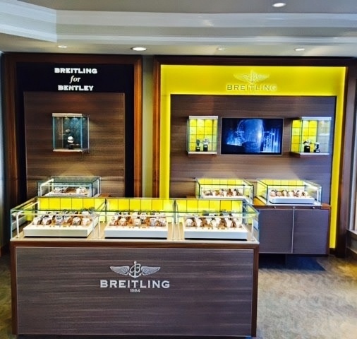 BX Factory  LED Lighted Watch Display Cabinet, Enhance Visual Appeal