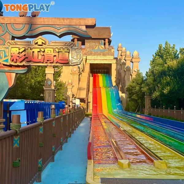 Tobogán acuático de fibra de vidrio Open Sword con color personalizado y construcción duradera para parques acuáticos