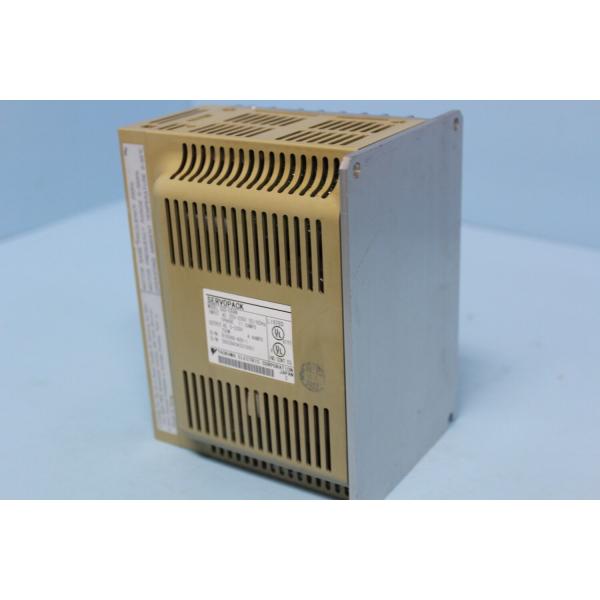 УСИЛИТЕЛЬ 200-230V 11/4.4A 50/60HZ СЕРВОПРИВОДА AC Yaskawa SGD-08AN НОВЫЙ
