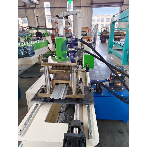 4kw Servo Gear Transmission Fence Roll Forming Machine PLC Electronic Control System And Custom Profiles