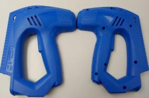 Le moulage par injection en plastique fait sur commande d'ABS bleu de couleur a