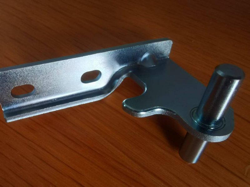 Zinc Coated Metal Stamping Parts Carbon Steel Metal Stamping Bracket Customized