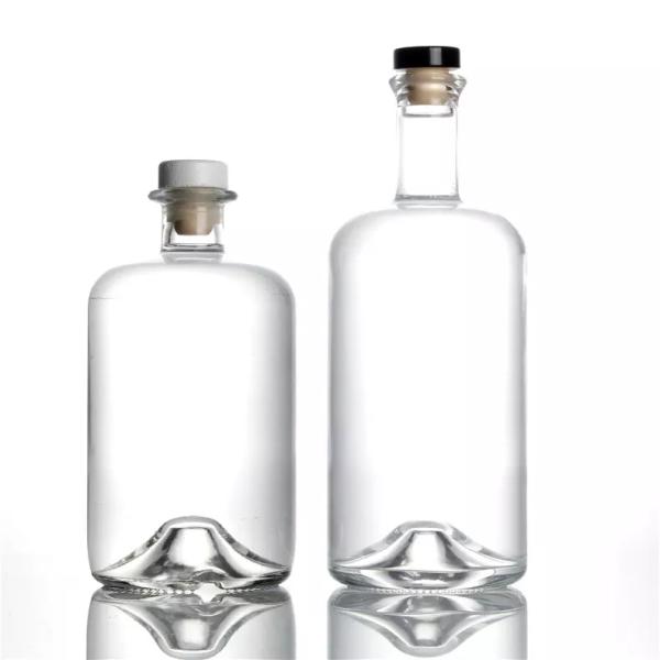 Clear Empty Short Alcoholic Gin Liquor Bottle With Cork Stopper for Glass Products