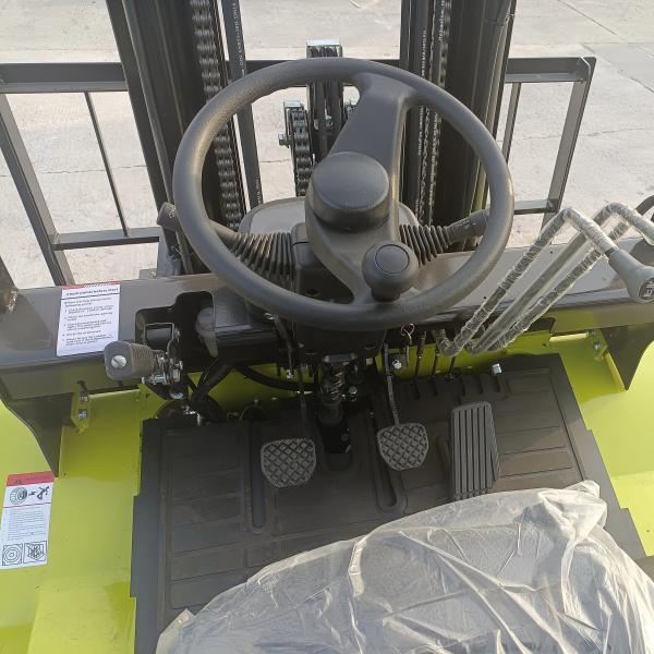 3.5 toneladas 3000kg Triple Mast Diesel Forklift Off Road 4X4 Wheel Loader para casa em fazendas