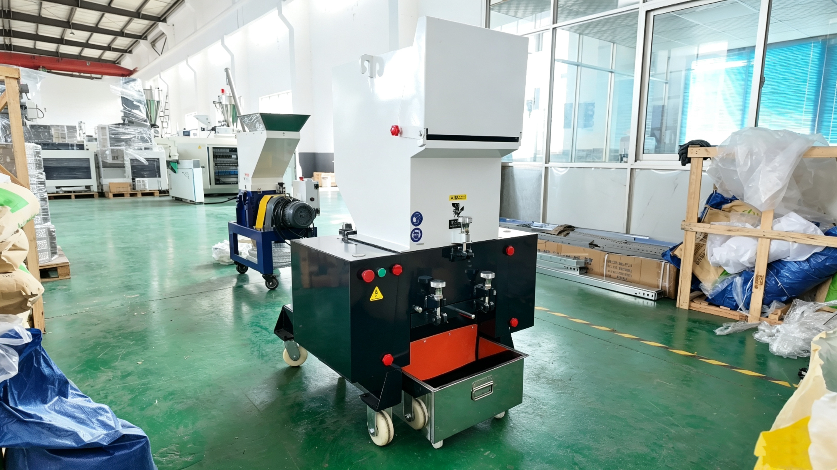 Industrial Plastic Film Shredder, Plastic Waste Shredder and Plastic Crusher Machine Manufacturer