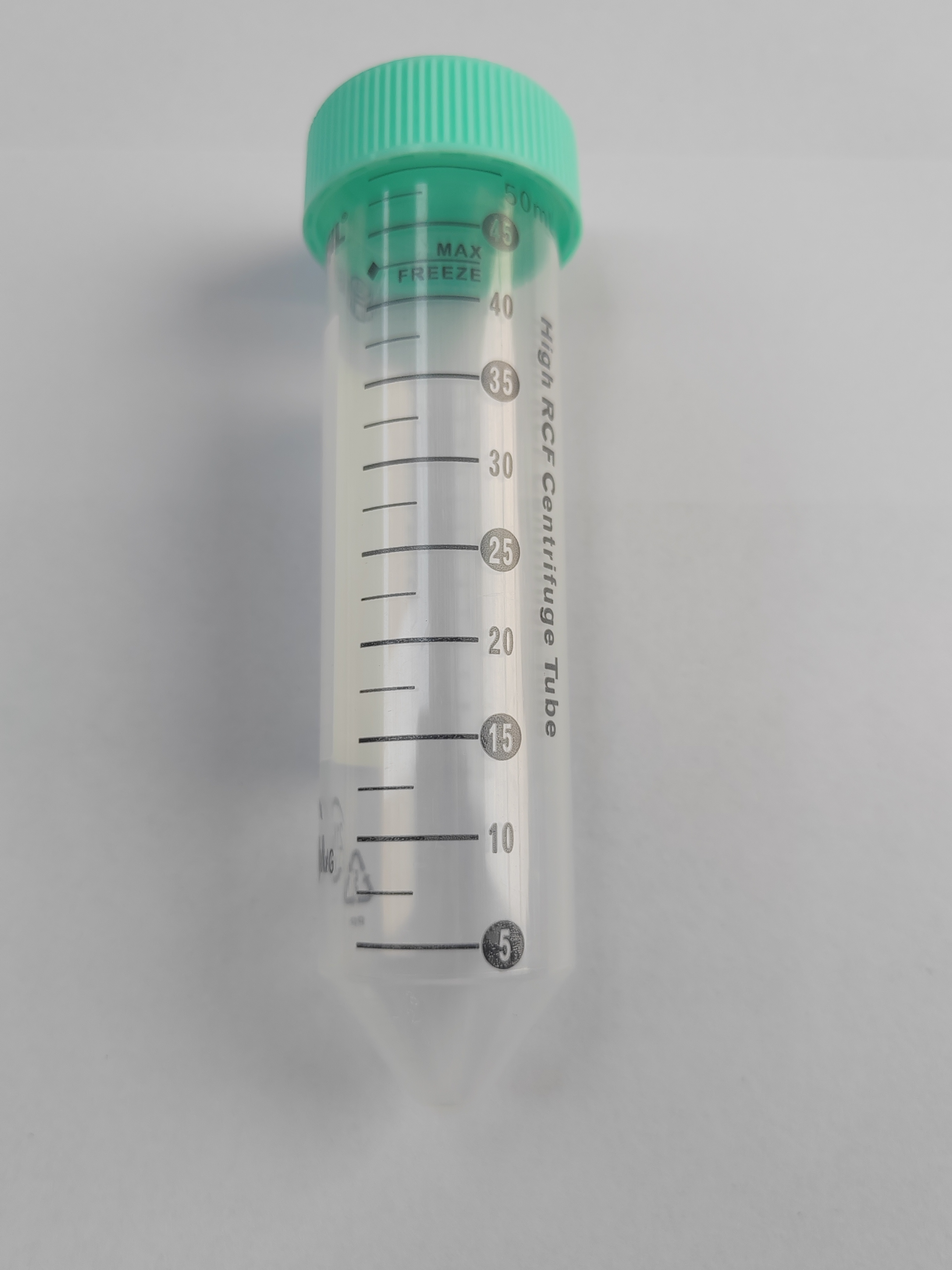 Lab Disposable Falcon Tube 15ml 50ml Pyrogen-Free Plastic Conical Centrifuge Tube with Screw Cap Made from PP Material