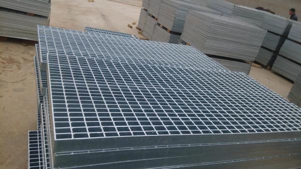Industrial Steel Grating 25-W-4 Platform