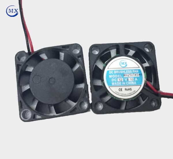 1 Inch Micro Dc Brushless Fan / Air Purifier Air Cooling Small Computer Fan 12v 10000rpm