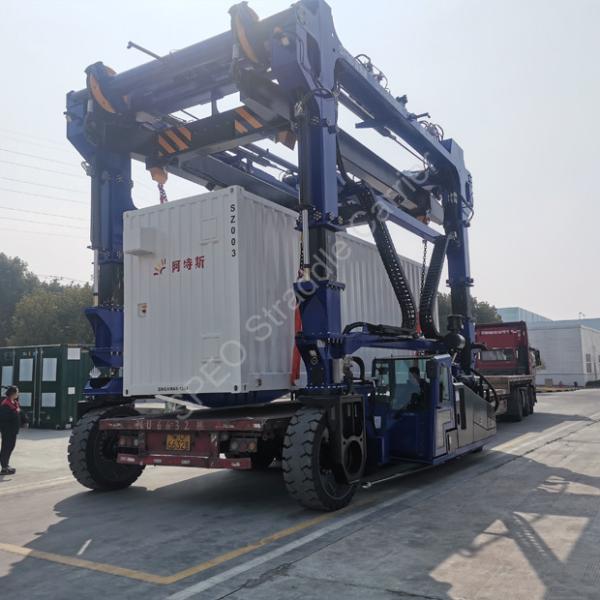Straddle Carrier 50t