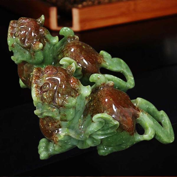 OEM ODM Jade Pixiu The Chinese Lucky Sacred Animal Mascot in Carving Type Engraving
