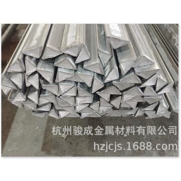 Forming Cold Drawn Steel Triangle Chamfer for Precast Concrete 20mmx20mm Made of Q235