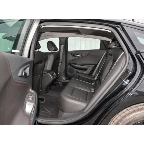 Бензиновый Chevrolet Malibu Седан 5 мест Двухколесный 4×2