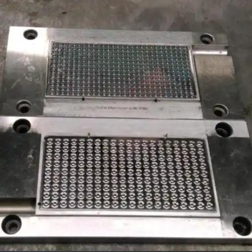 High Resolution Electroforming Molds For Microfluidic Diagnostic Chips