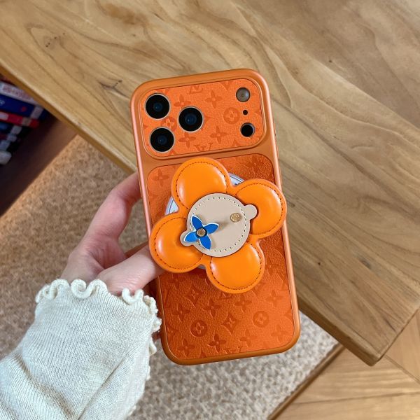 Instant Color-Changing Lambskin Embossed Case for 15-17pm