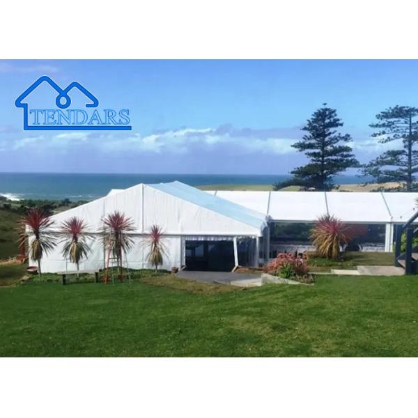 Алюминиевый сплав Белые палатки для вечеринок для 800 человек Свадебные вечеринки Временные палатки Структуры палатки Свадебная церемония и прием