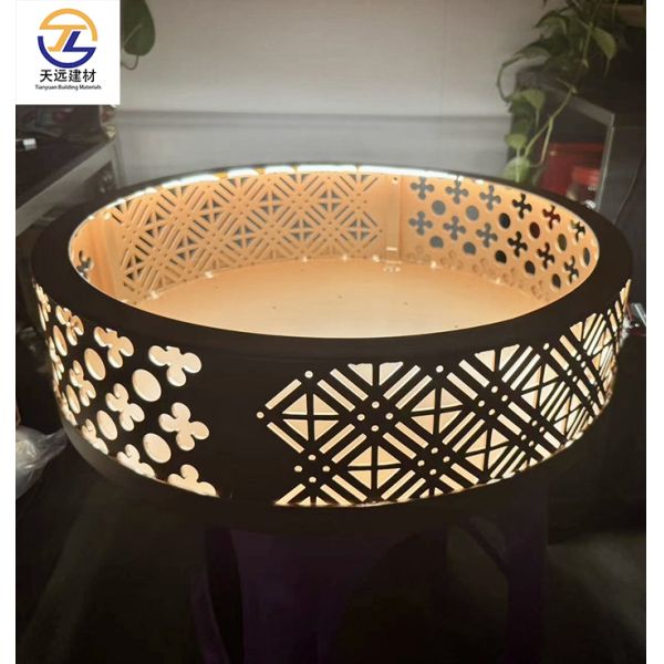 3.0mm Rose Gold Round Aluminum Single Panel Light Box with Maple Leaf Pattern
