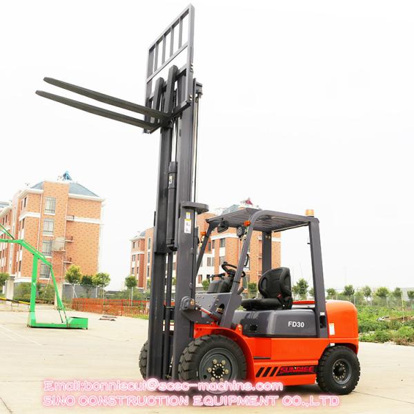 3.0 Ton Diesel Forklift Truck 3 stage mast forklift 3 - 6M lift height