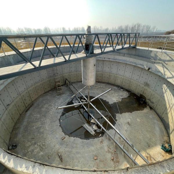 Peripheral Drive Clarifier Scraper For Large Municipal Wastewater Treatment Settling Tanks