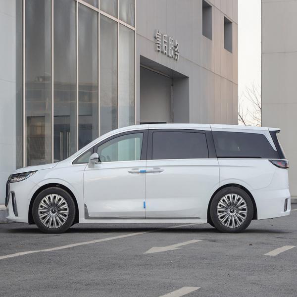 Voyah Dream Hybrid 2024 Electric Auto Car Max Power 320Kw Left Hand Drive MPV Vehicle