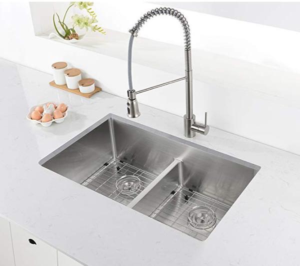 Pecado de aço inoxidável escovado da cozinha de um Undermount de 32 polegadas bacia dobro