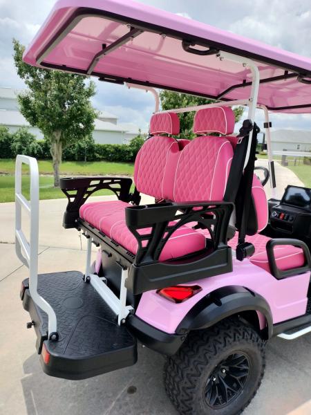 Voiture de golf électrique rose de luxe 2 + 2 places avec haute puissance 14 pouces pneus tout-terrain batterie au lithium