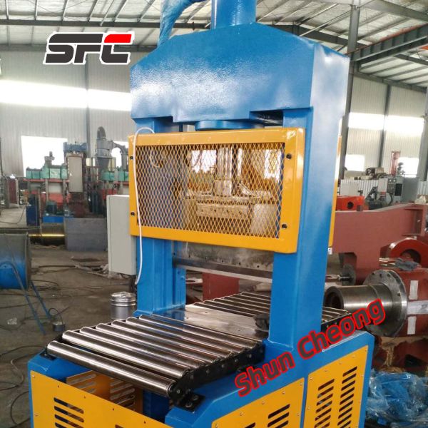XQL-80 Model 5.5KW Power Hydraulic Rubber Cutting Machine with Compact Structure for Rubber Bale Cutter