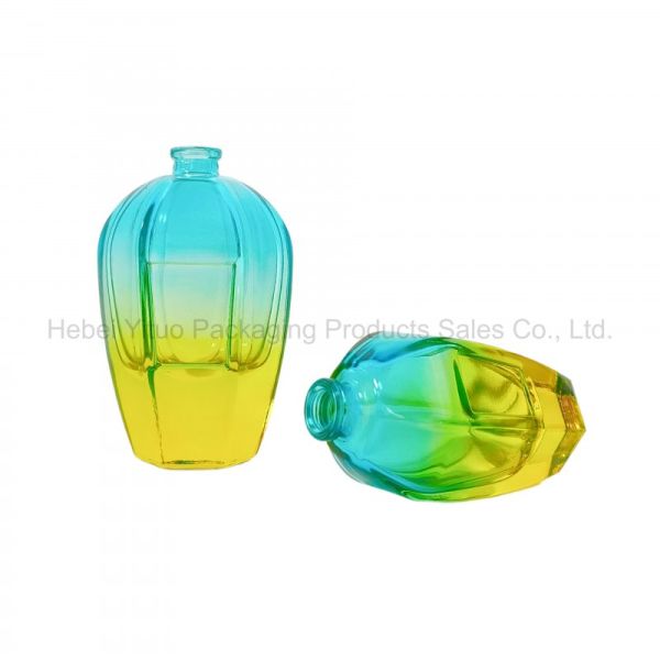 Green Glass Bulk Perfume Bottles with Excellent Sealing Properties