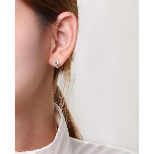 ПРОТИВ возглавленного двойника серег 2.4g 0.16ct диаманта золота ясности 18K форма стрелки