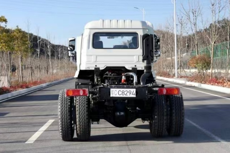 Dongfeng 4×2 Swing Arm Garbage Truck Chassis B190 18Ton For Export