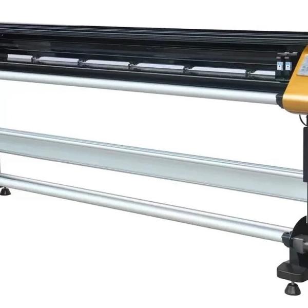Cutting Plotter CNC Machine with 2 to 4 Printing Heads, 220V/50Hz Power Supply and 1650mm to 2050mm Cutting Size