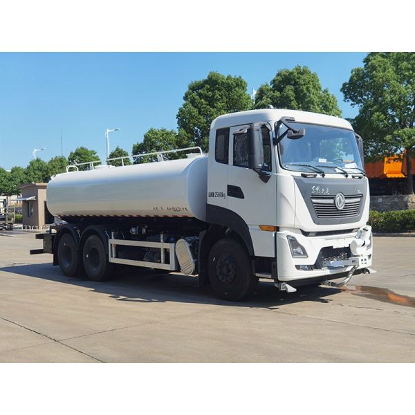 Eco-Friendly Sprinkler Truck with Lithium Iron Phosphate Battery for Disinfection Operations and Dust Control