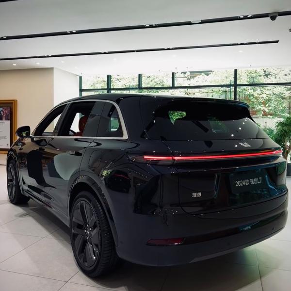 Euro VI Automóvil híbrido de gasolina Lixiang Li Auto L6 L7 L9 Pro Max Ultra SUV Vehículos eléctricos de rango extendido 2024
