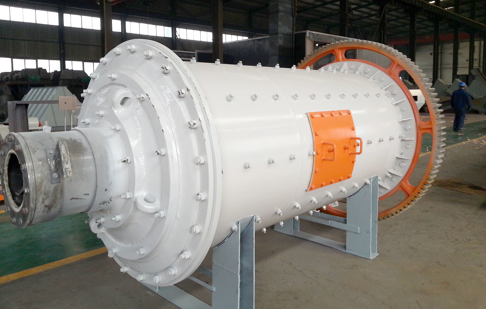 Регулируемая мелкость Discharging мельница шарика 4.8TPH 0.8mm горизонтальная