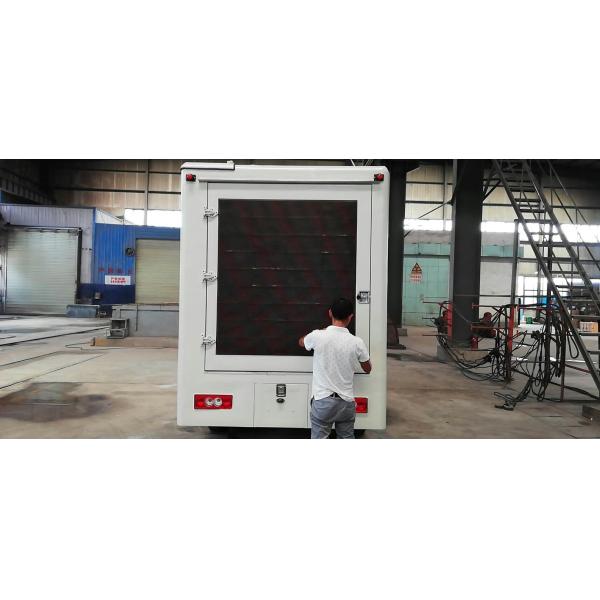 Full Color SMD Screen LED Advertising Truck , P4 Mobile LED Truck 4x2 For Promotion