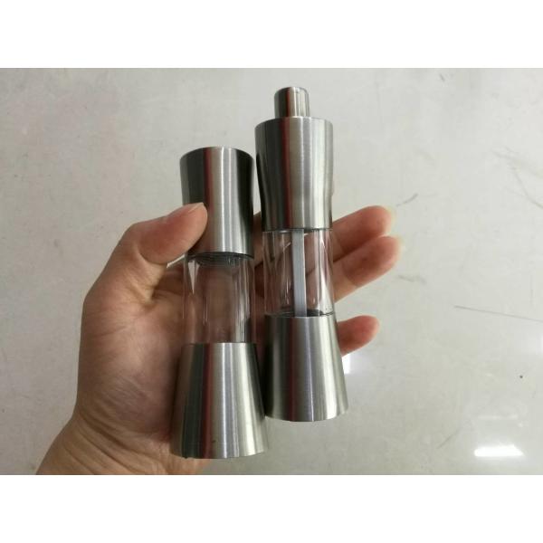 Шейкер и мельница соли и перца нержавеющей стали, коммерчески шведский стол поставляют установленные бутылки вкуса 2 частей с ручкой