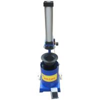 Carregando ferramentas da lubrificação do lubrificador e automático pneumático do equipamento